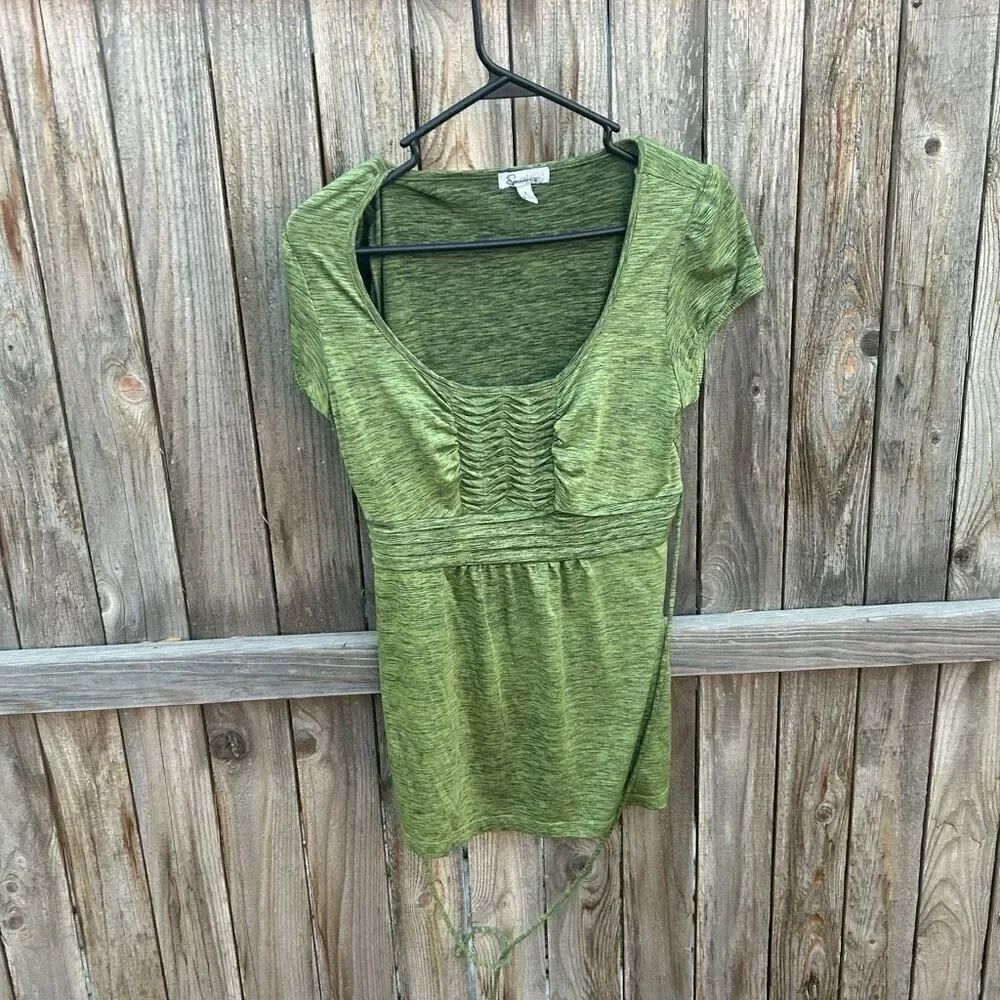 Speechless blouse short sleeve ties in back size large